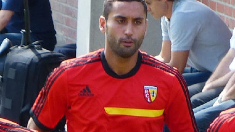 Ahmed-Kantari--Lens-