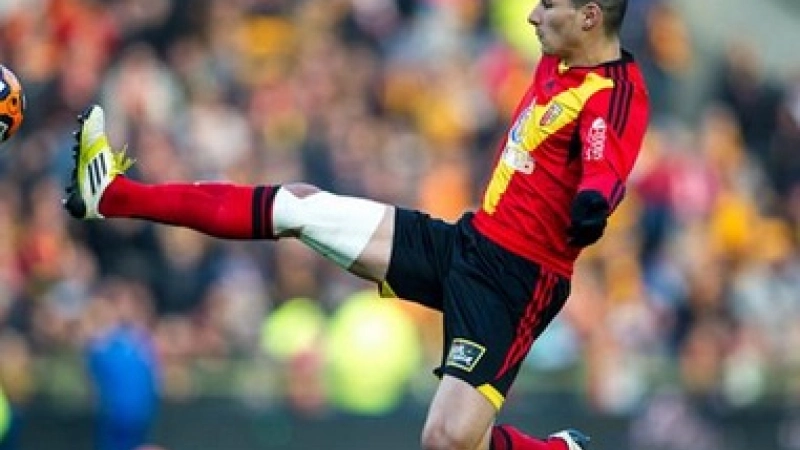Yoann-Touzghar--Lens-