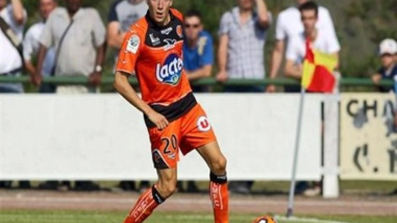 Stade-Lavallois-Damien-Tiberi