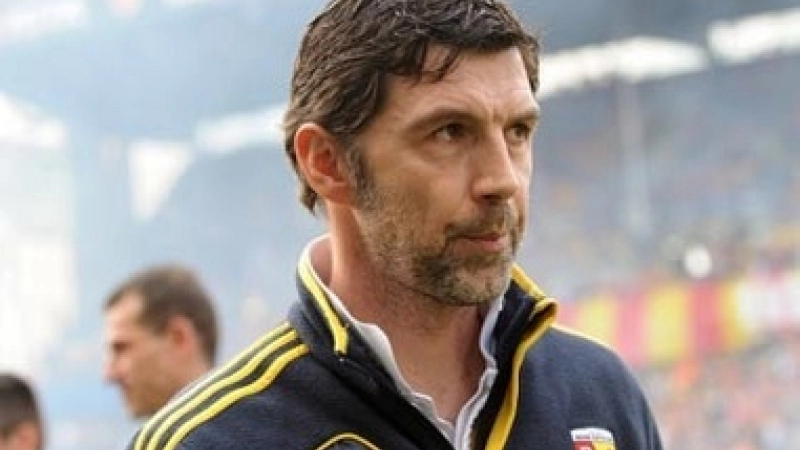 Eric-Sikora--Lens-